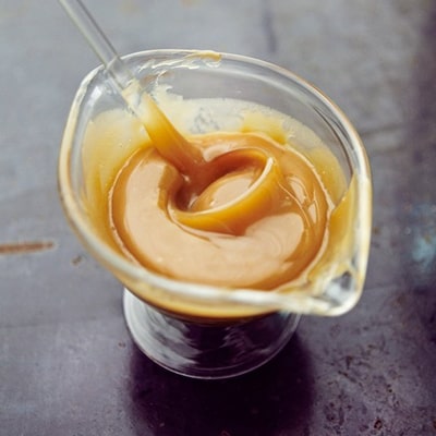 Sos de caramel cu pudra de Lucuma